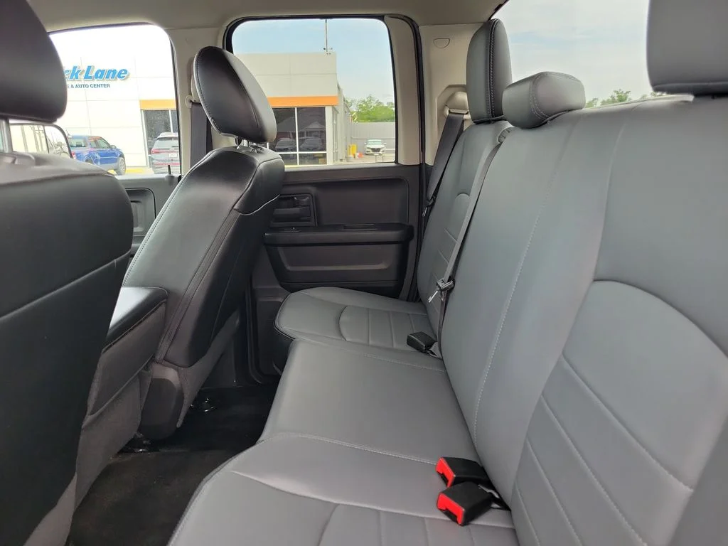 Used 2022 Diamond Black Ram Tradesman image 28