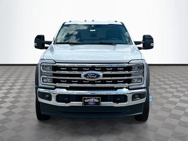 New 2026 Oxford White Ford Lariat image 2