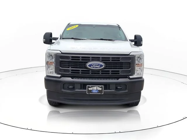 Used 2025 White Ford XL image 2
