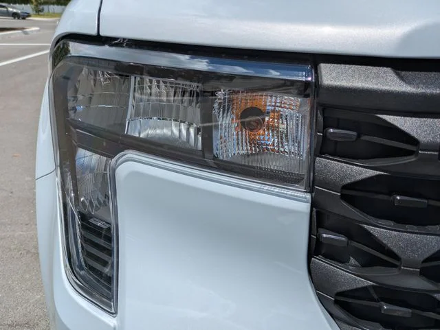 New 2026 Space White Metallic Ford XLT image 10