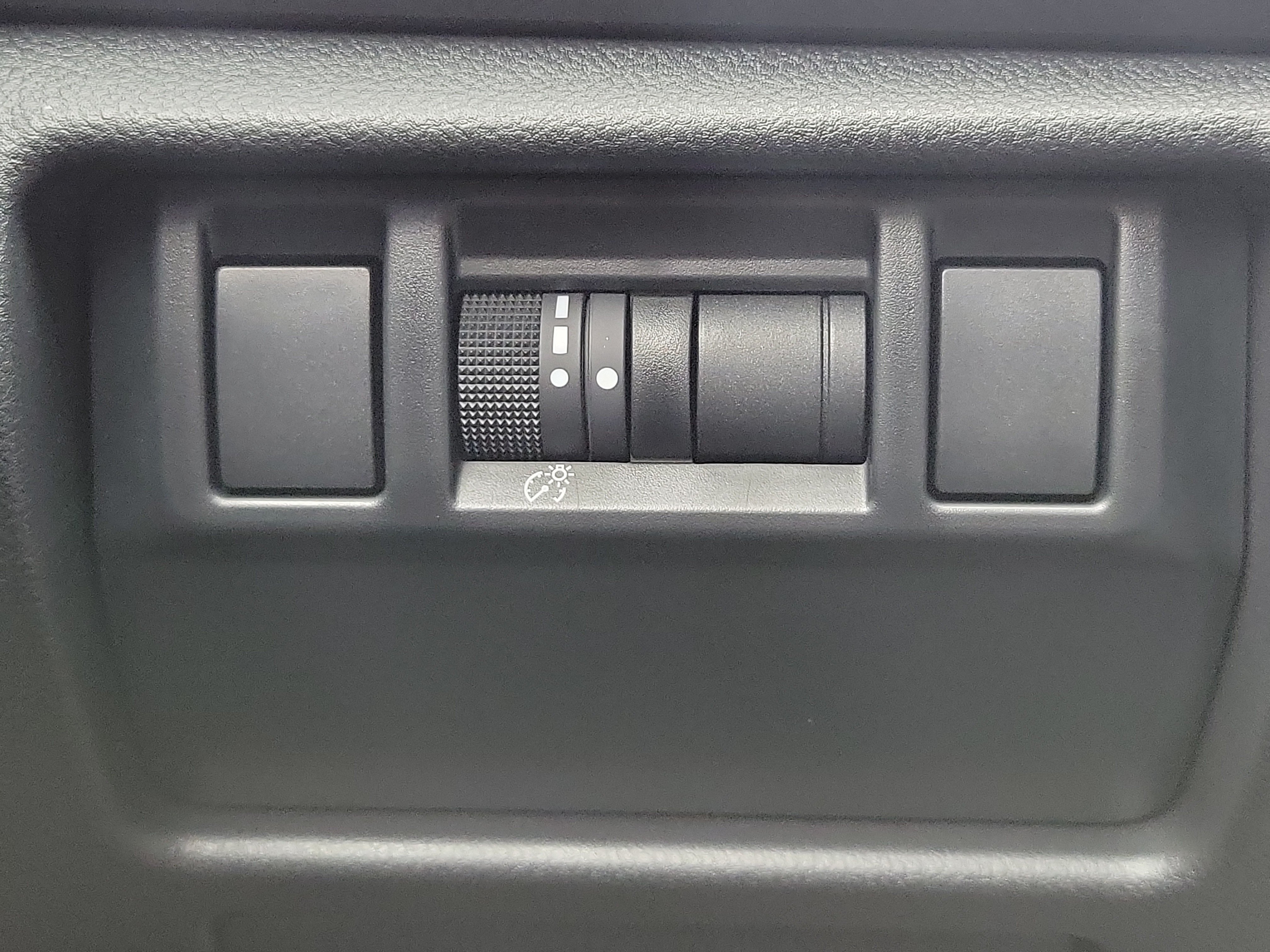 Used 2025 Ice Silver Metallic Subaru Sport image 32