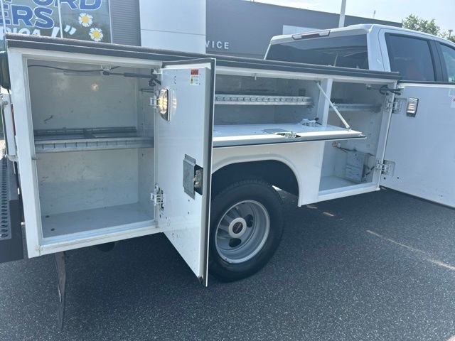 Used 2023 Summit White GMC Pro image 13