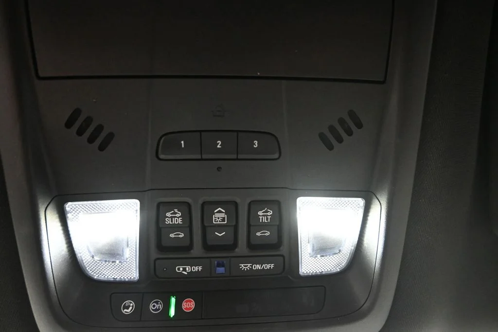Used 2024 Red Buick Avenir image 23