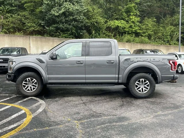 Used 2018  Ford Raptor image 7