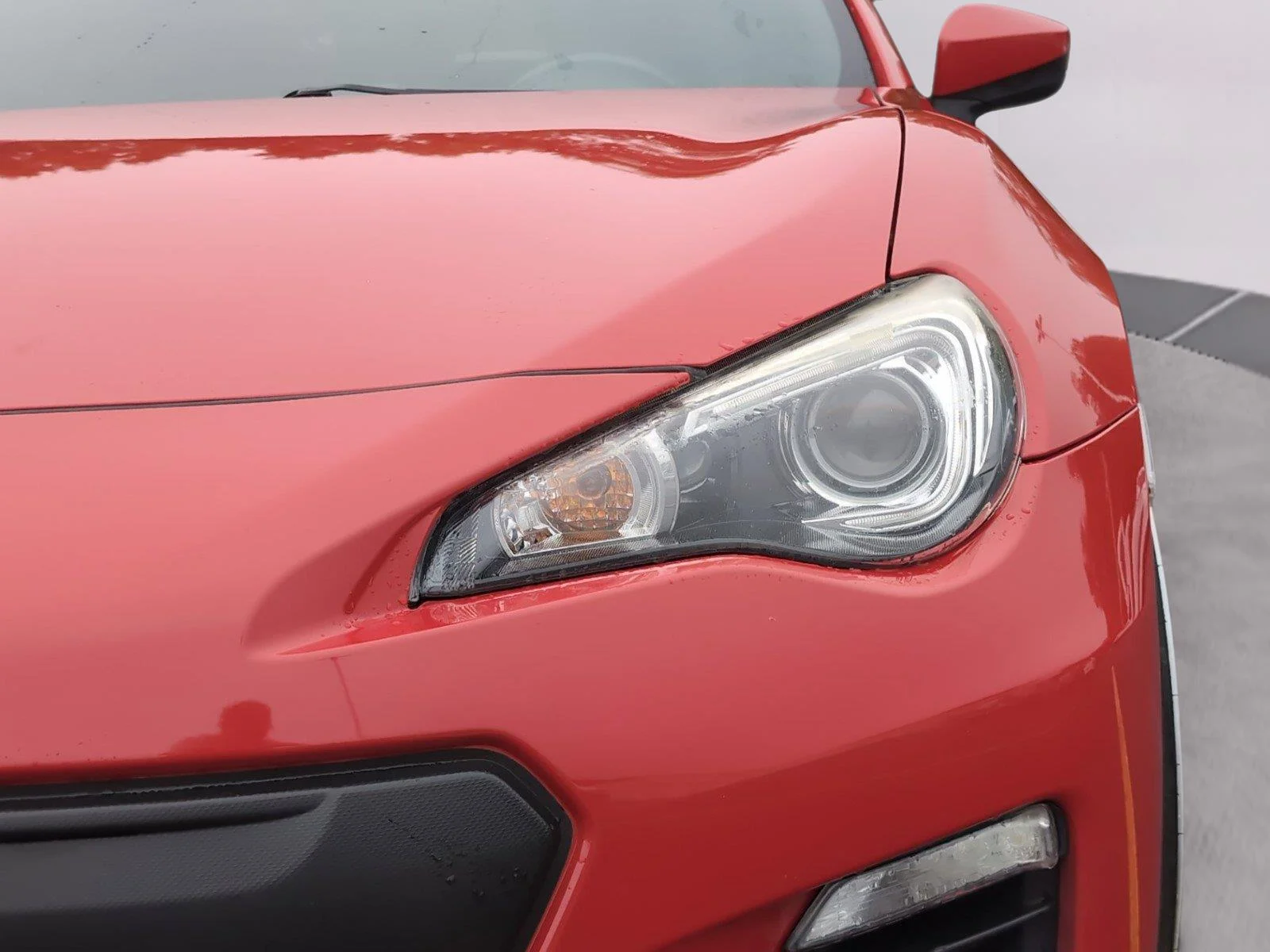 Used 2016 Pure Red Subaru Premium image 30