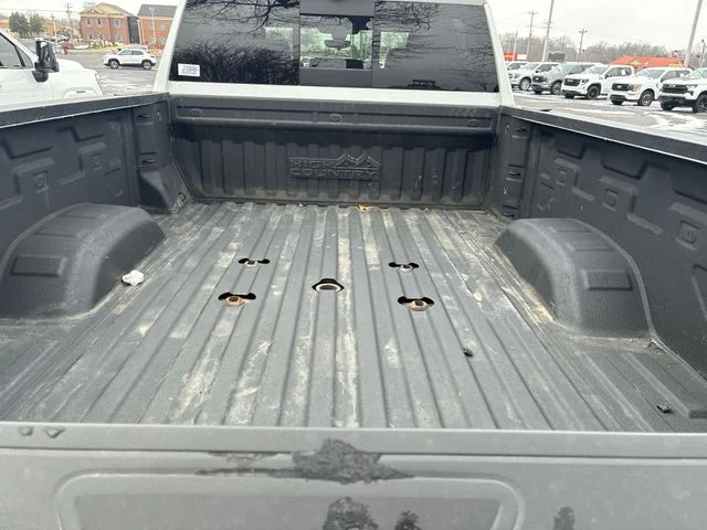 Used 2020 White Chevrolet High Country image 20