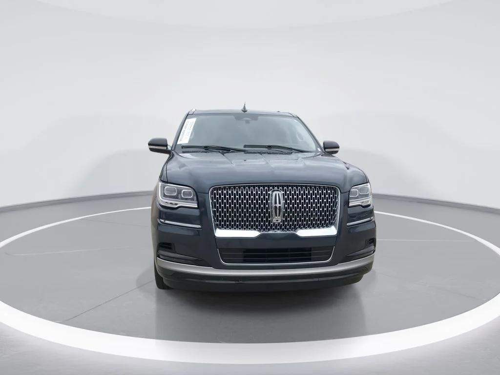 Used 2024 Blue Lincoln Reserve image 3