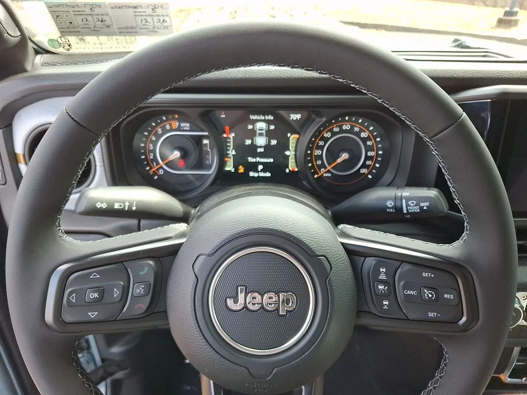 New 2026 Anvil Clear-Coat Exterior Paint Jeep Sport S image 12