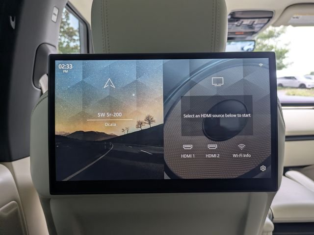 Used 2023 Fuji White Land Rover Autobiography image 16