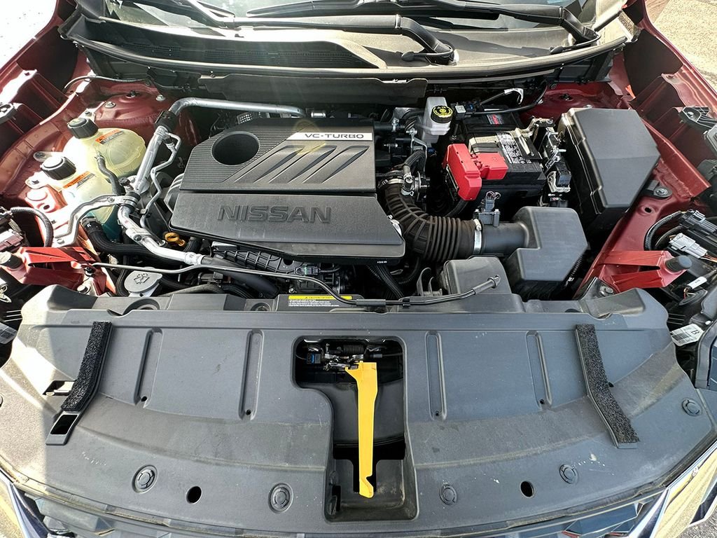 Used 2023 Red Nissan S image 36