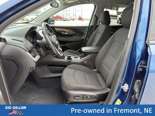 Used 2019 Blue Emerald Metallic GMC SLE image 12