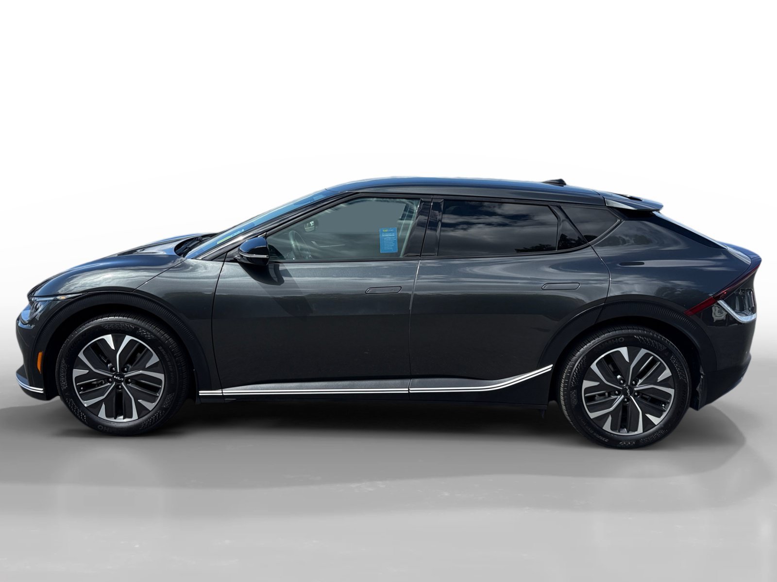 Used 2024 Gray Kia Light image 2