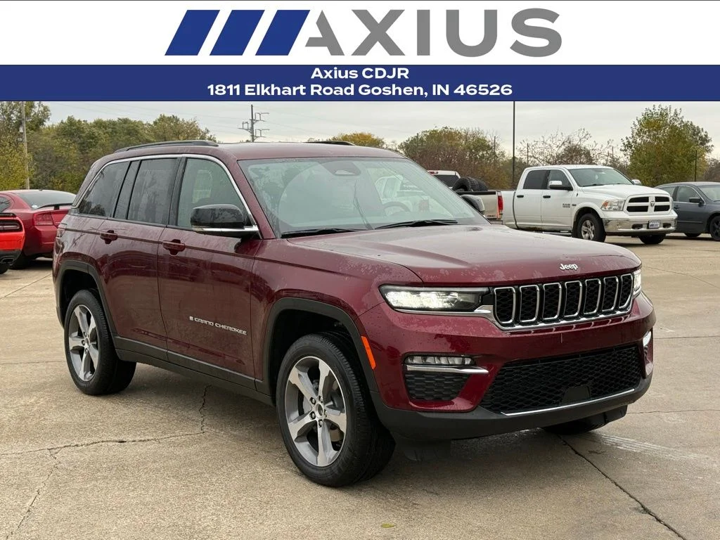New 2025 Velvet Red Pearl-Coat Exterior Paint Jeep Limited image 1