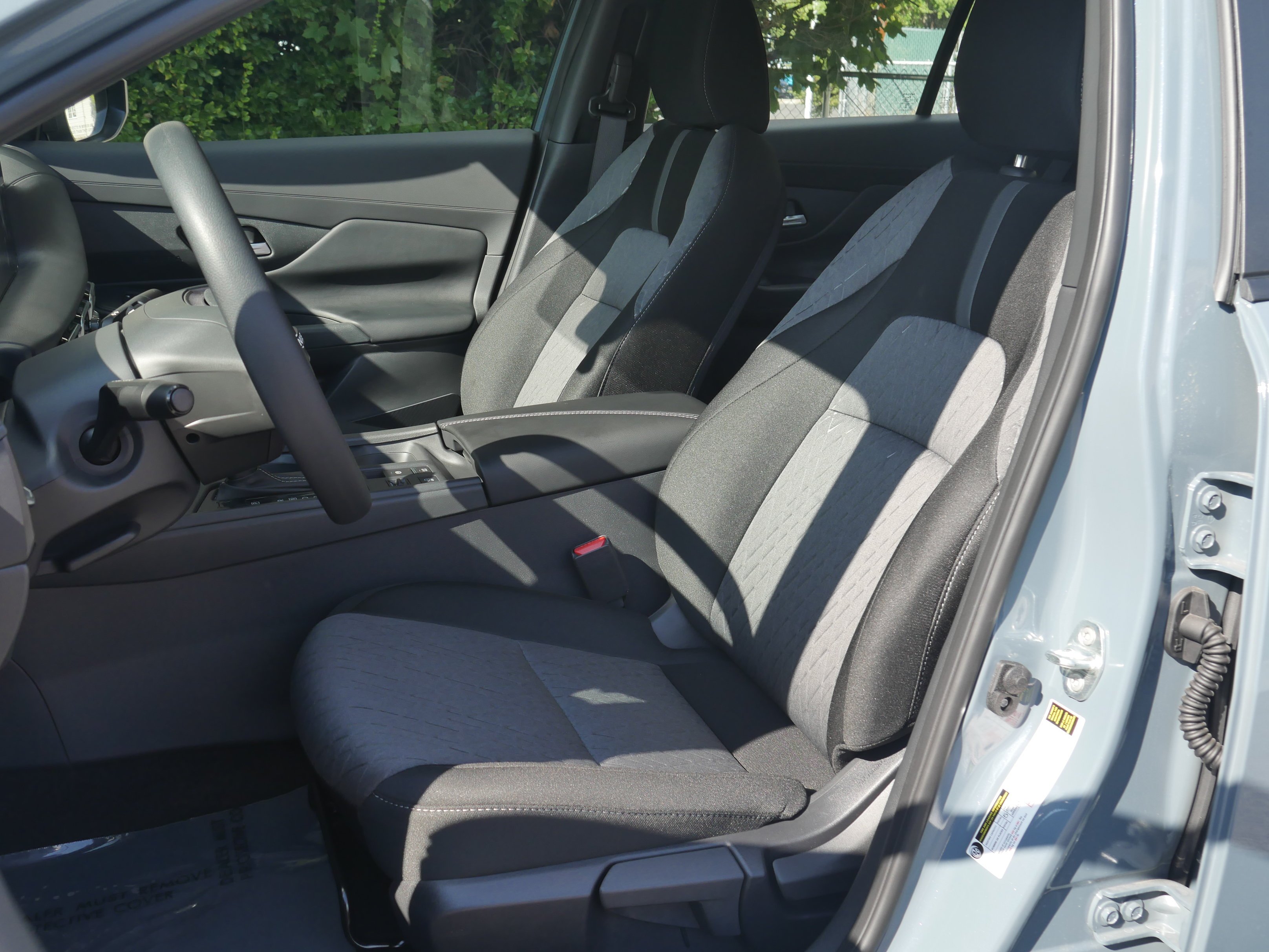 New 2027 Atlantic Gray Metallic Nissan SV image 27