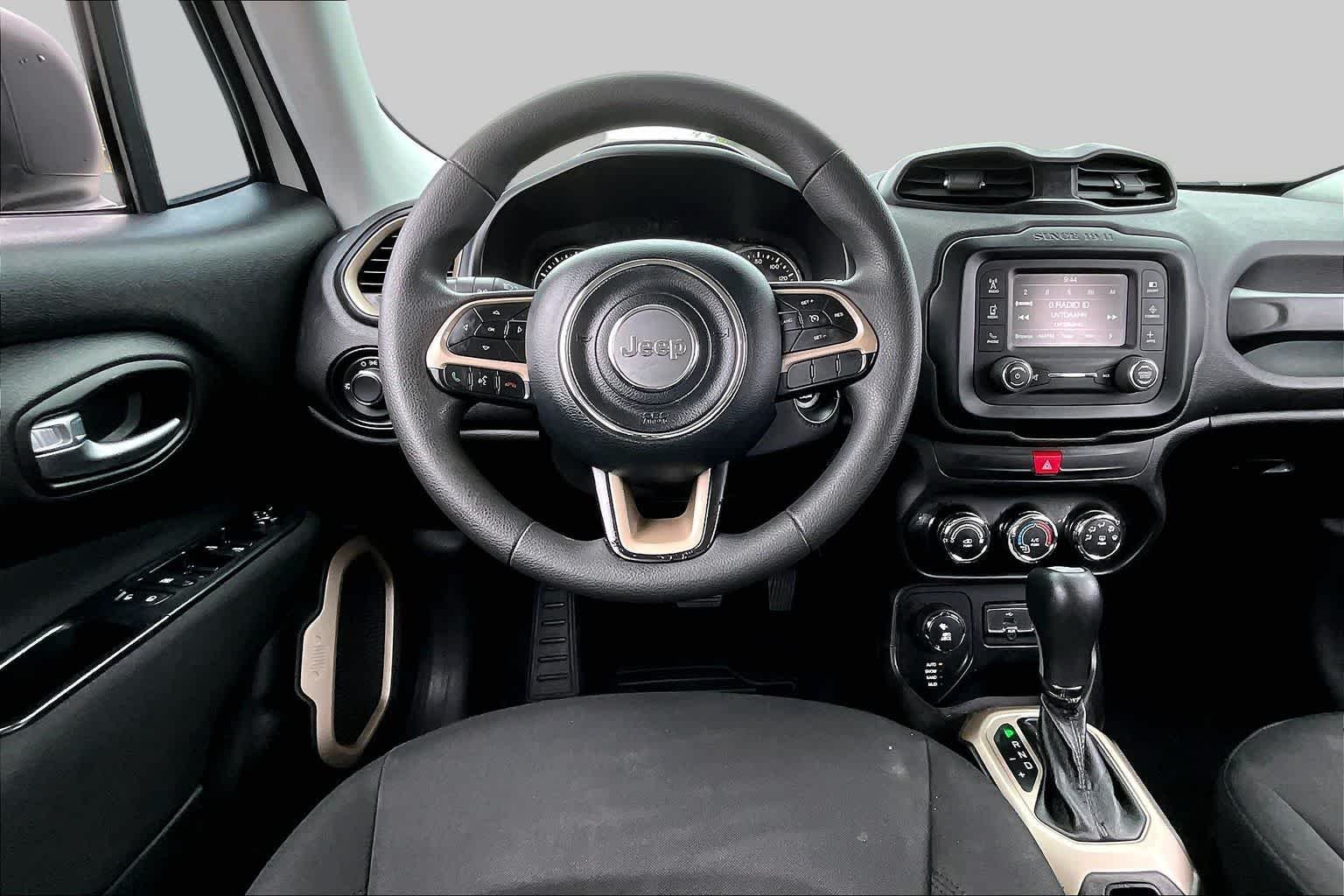 Pre-Owned 2017 Jeep Renegade Sport