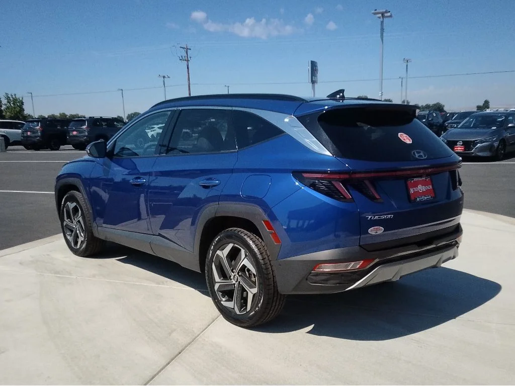Used 2024 Intense Blue Hyundai Limited image 5