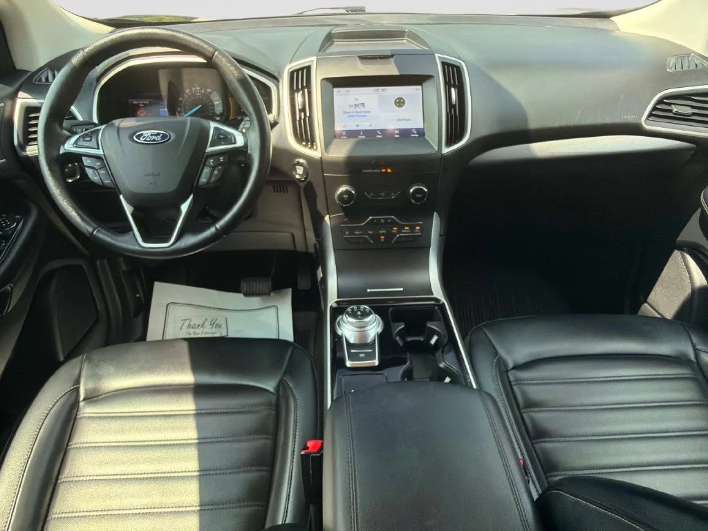 Used 2020 Black Ford SEL image 16