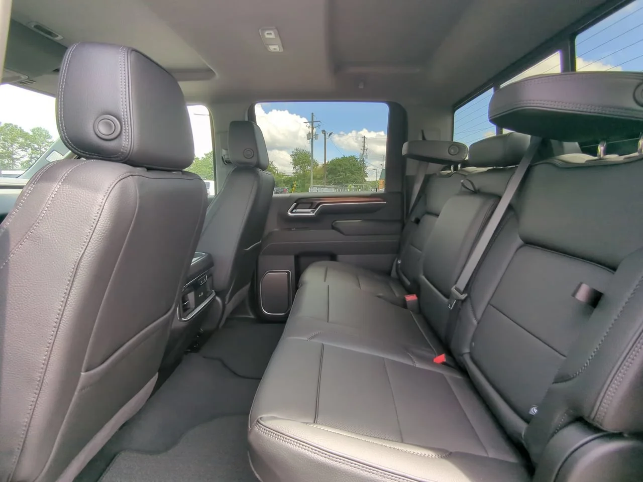 2026 GMC Sierra 2500HD Denali - Photo 13