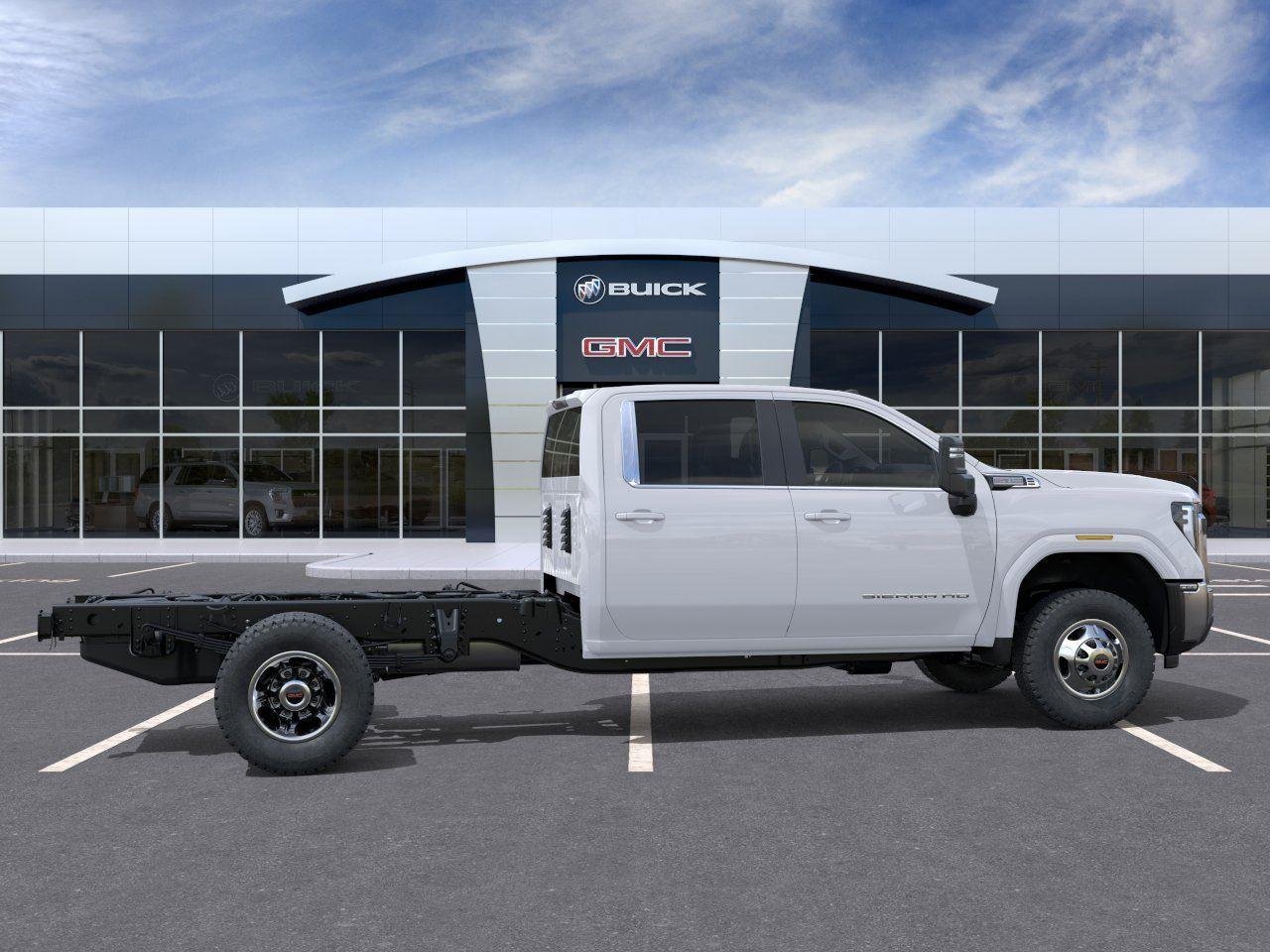 New 2026 Summit White GMC SLE image 5