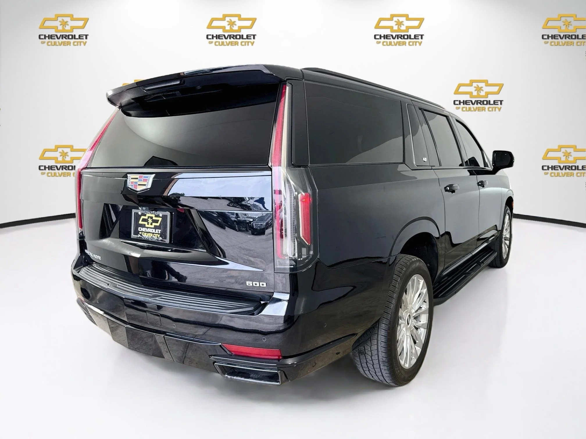 Used 2023 BLACK RAVEN Cadillac 4WD Sport image 8