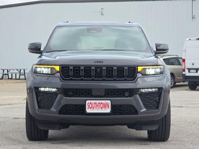 New 2026 Baltic Gray Metallic Clearcoat Jeep Limited Reserve image 2