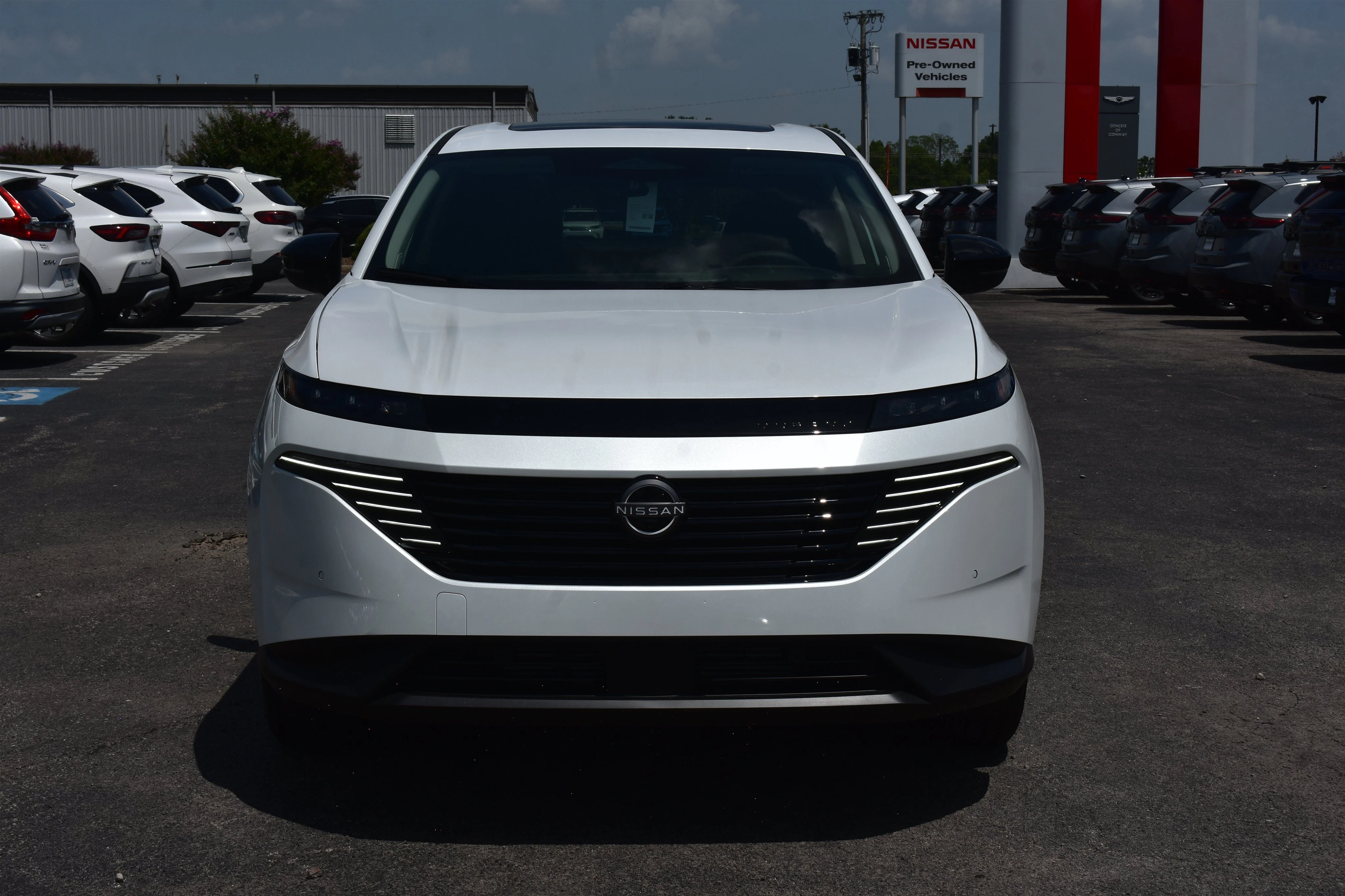 New 2026 Everest White Pearl Tricoat Nissan SL image 2