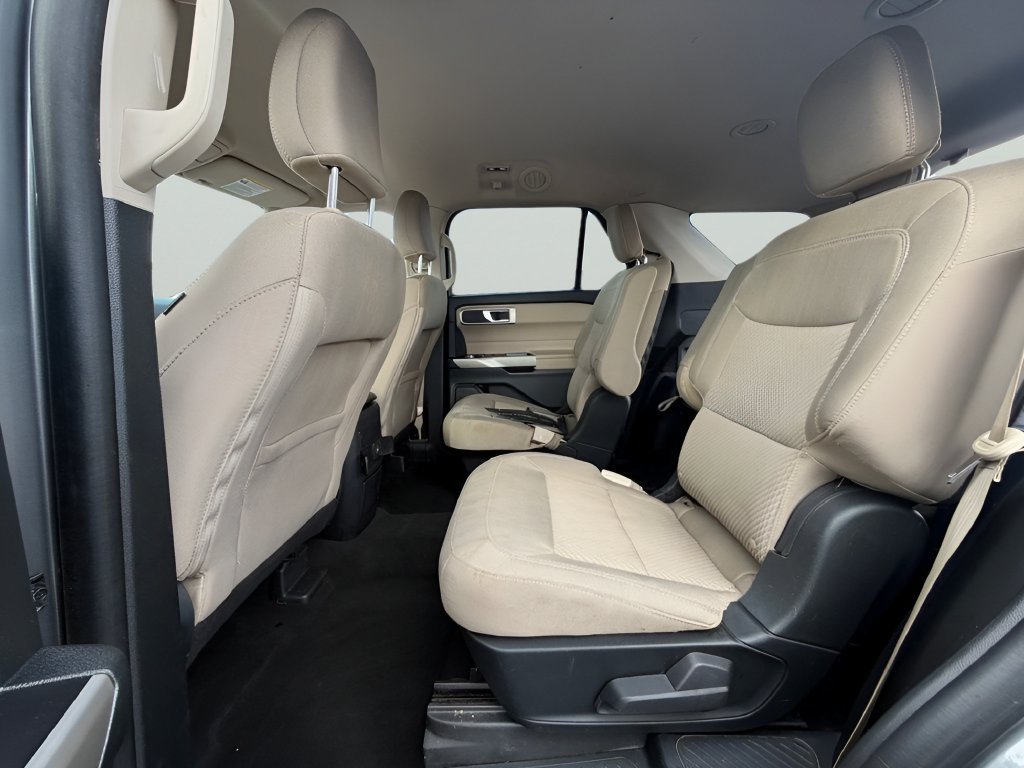 Used 2023 Gray Metallic Ford XLT image 22