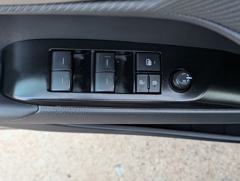 Used 2025  Toyota LE image 16