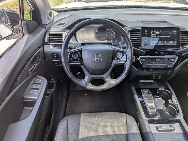 Used 2022 White Honda Elite image 18