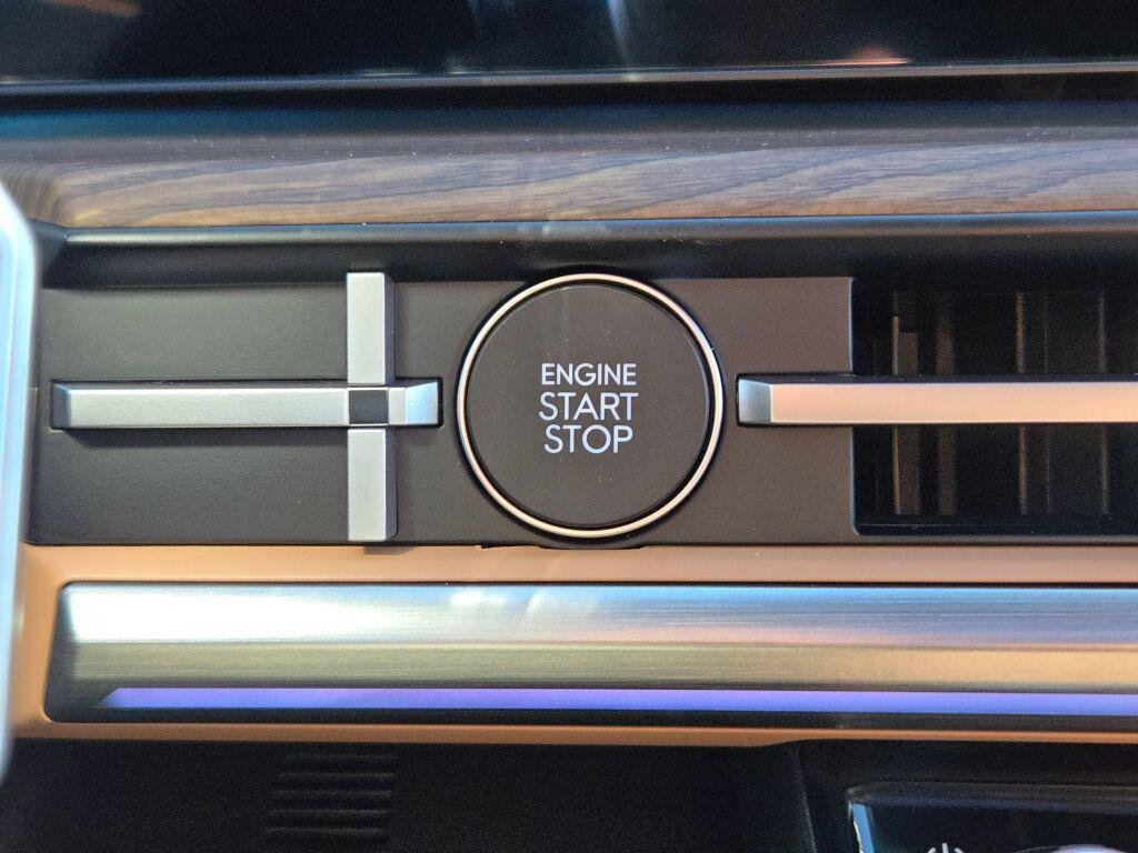 New 2026 White Hyundai Calligraphy AWD image 31