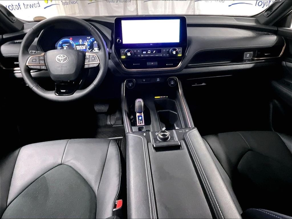 Used 2026 Black Toyota MAX Limited image 22