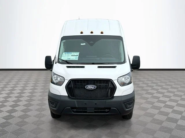 New 2026 Oxford White Ford Base image 2