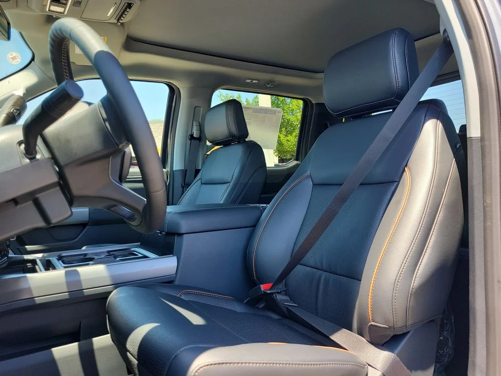 New 2026 Carbonized Gray Metallic Ford F-250® Lariat® image 17
