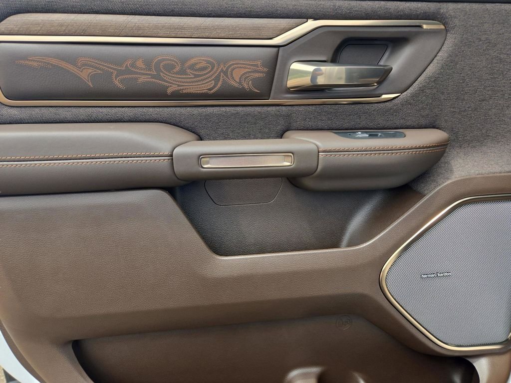 2026 RAM 1500 Limited Longhorn - Photo 38
