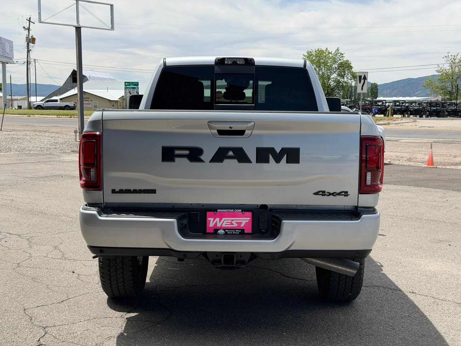 New 2026 Silver-Zynith Exterior Paint RAM Laramie image 8