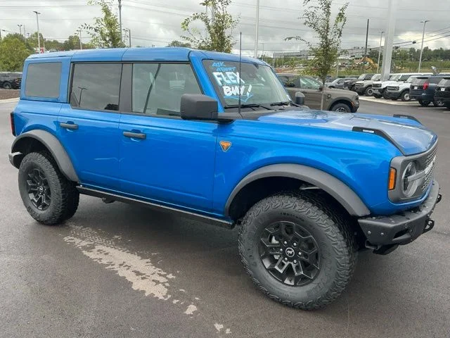 New 2026 Velocity Blue Metallic Ford Badlands® image 10