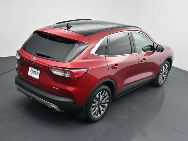 Used 2022 Red Ford Titanium image 25