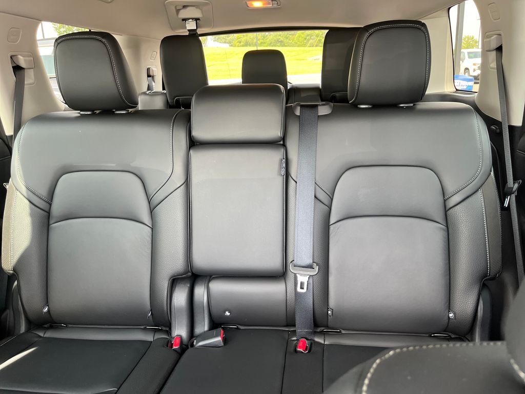 Used 2025 Black Nissan SL image 13