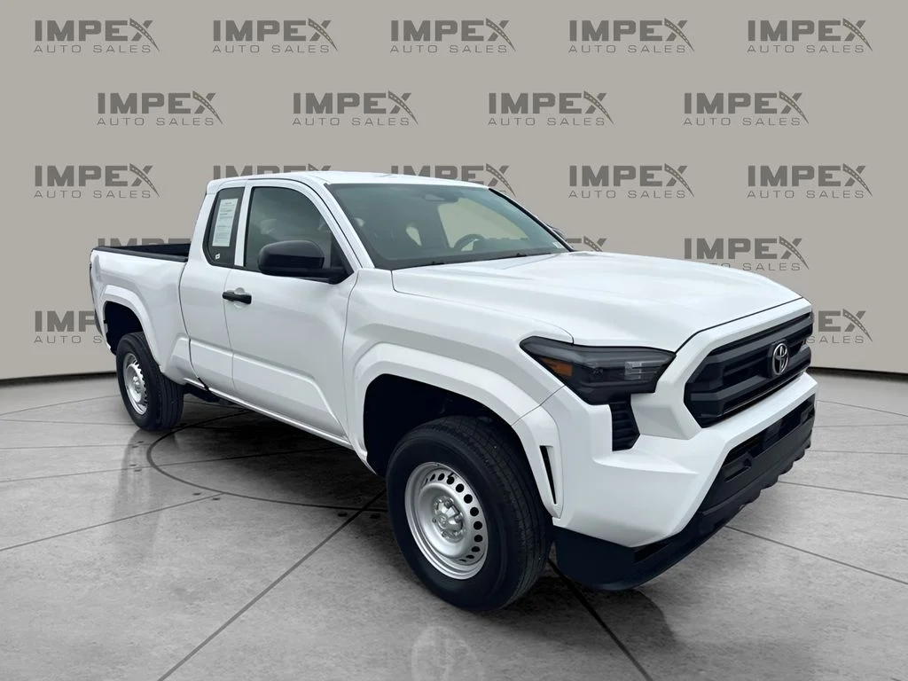 Used 2025 White Toyota SR image 7