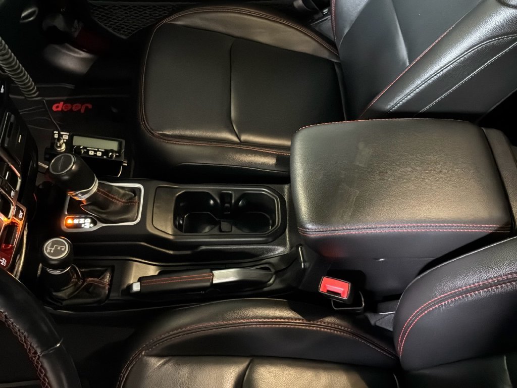 Certified Used 2021 Red Jeep Rubicon image 39