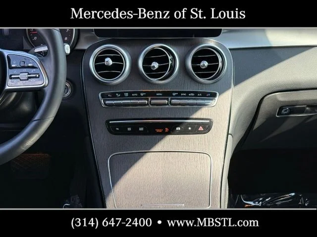 Used 2022 Black Mercedes-Benz GLC 300 image 16