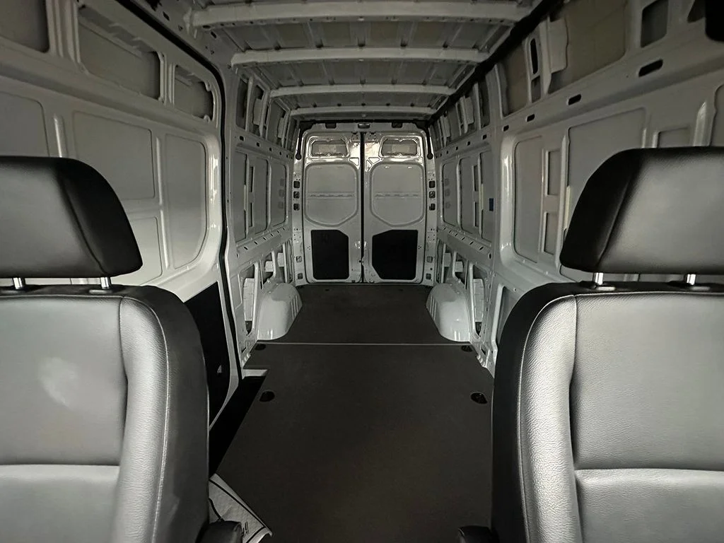 Used 2022  Mercedes-Benz Cargo Van 144 in. WB image 33