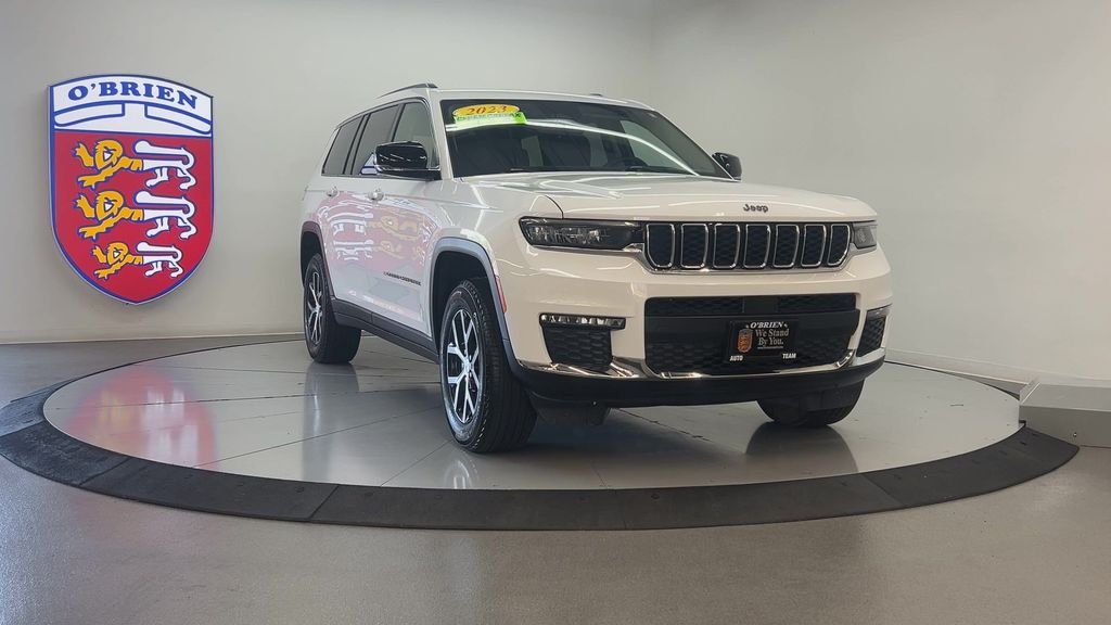 Used 2023 Bright White Clearcoat Jeep Limited image 2