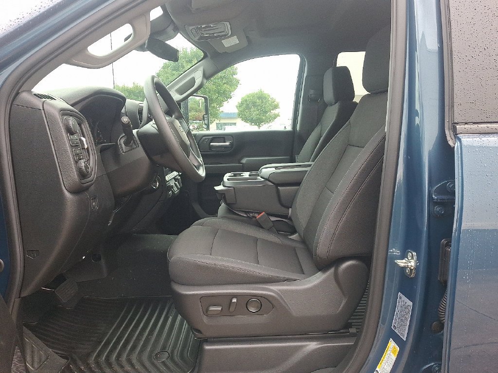 2026 Chevrolet Silverado 2500 HD Custom - Photo 6