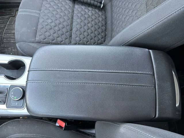 Used 2020 Silver Chevrolet LT image 23