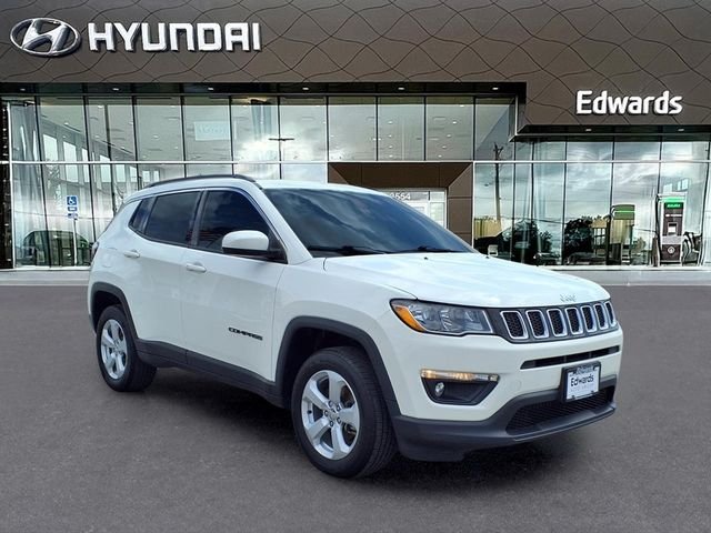 Used 2020 White Jeep Latitude image 10