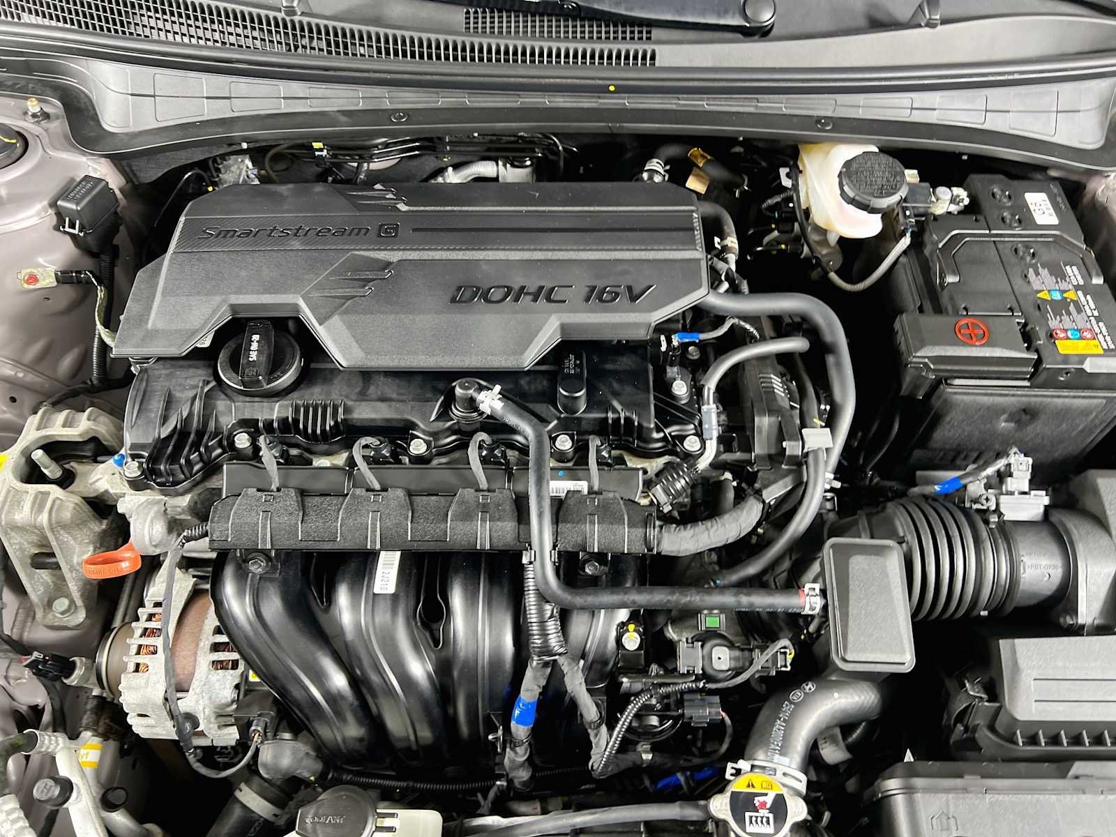 Used 2023 Fluid Metal Hyundai SEL image 27