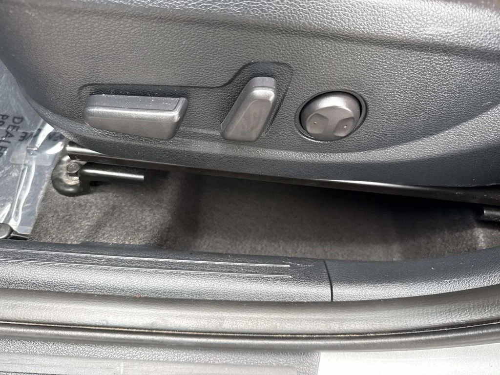 Used 2024 Gray Kia EX image 25