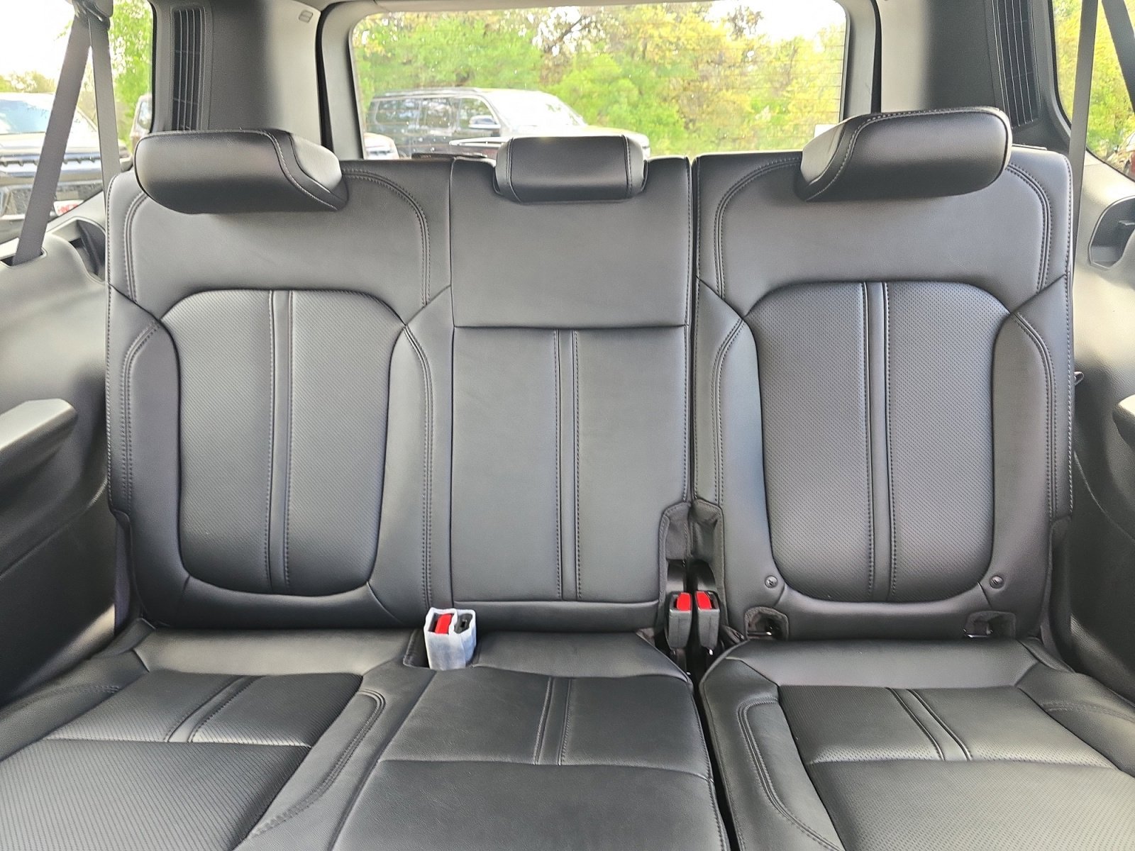 New 2026 Velvet Red Pearlcoat Jeep Limited Altitude image 24