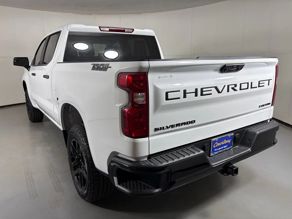 New 2026 Summit White Chevrolet Custom Trail Boss image 7
